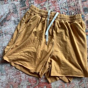 Vuori Women's Boyfriend Shorts in Mustard